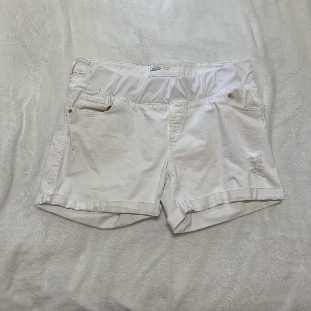 Old Navy Maternity Shorts 16